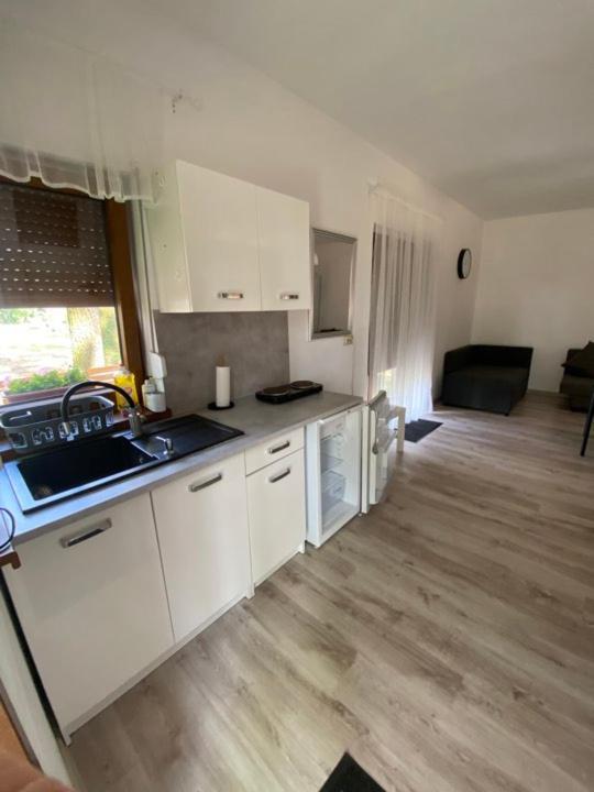 Domki Pod Debami Mojecice Exterior foto